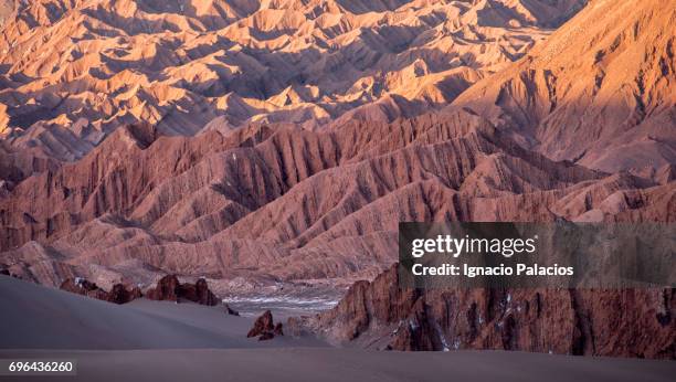 death valley (valle de la muerte) at sunset, atacama desert - valle de la muerte stock pictures, royalty-free photos & images