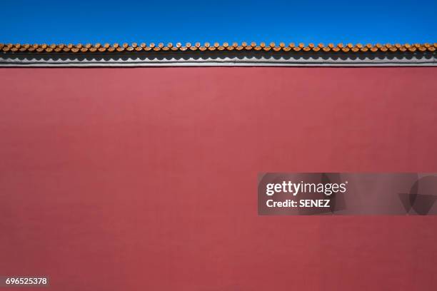 forbidden city red wall, china - east asia - chinese wall stockfoto's en -beelden