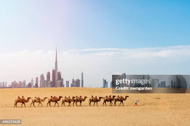 dubai scenery - burj khalifa stock-fotos und bilder