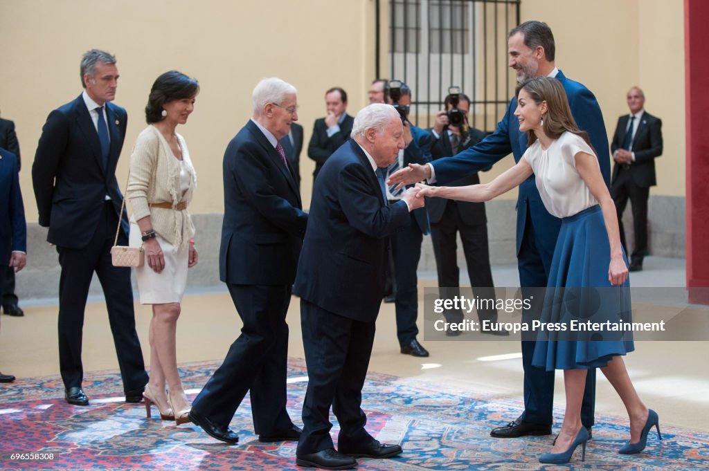 Spanish Royals Meet The Members of 'Princesa De Asturias' Foundation