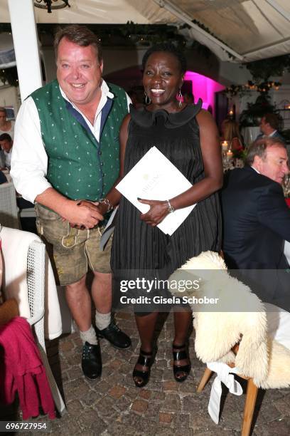 Harald "Harry" Mueller, PASCHA Cologne, purchase by auction a dirndl and makes it Dr. Auma Obama, sister of Barack Obama as a present during the 2nd...