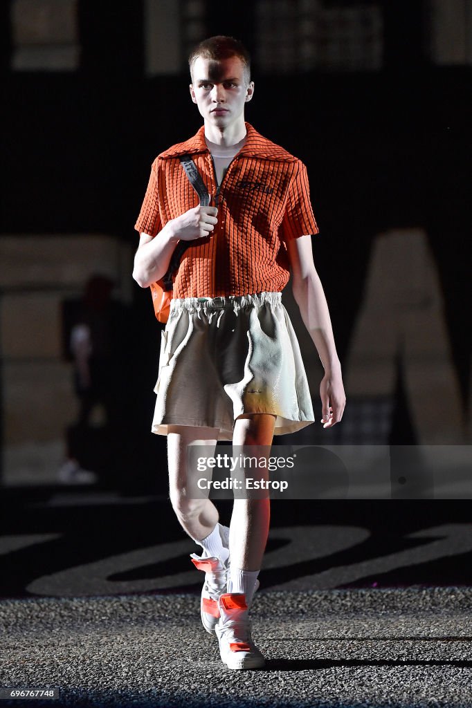 Off White Show - 92. Pitti Uomo