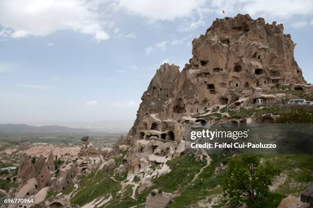 underground living caves and fairy chimneys rock at uçhisar, nevşehir province, central anatolia region, turkey - nevşehir province 個照片及圖片檔