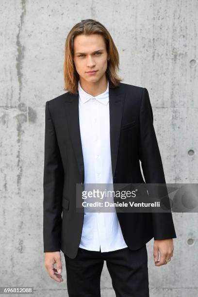 Saul Nanni attends the Emporio Armani show during Milan Men's Fashion Week Spring/Summer 2018 on June 17, 2017 in Milan, Italy.