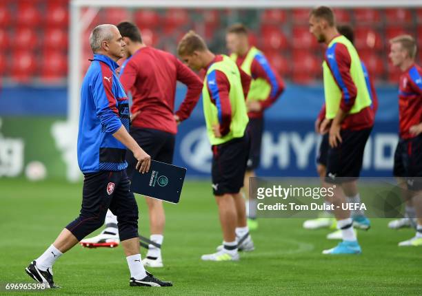 Head coach of Czech Republic, Vitezslav Lavicka looks on during a training session at Tychy Stadium on June 17, 2017 in Tychy, Poland.