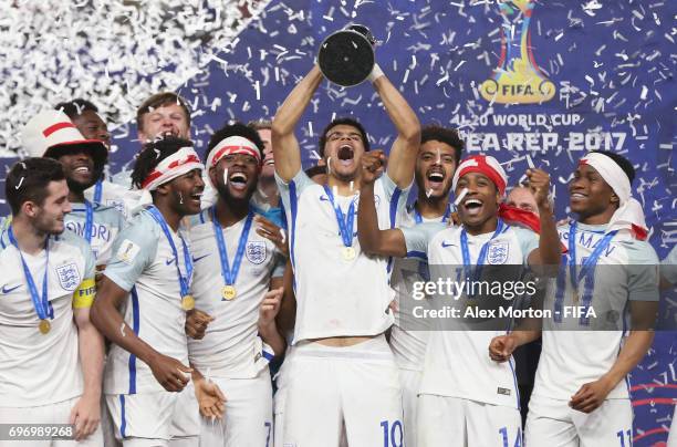 Dominic Solanke of England lifts the trophy during the FIFA U-20 World Cup Korea Republic 2017 Final match between Venezuela and England at Suwon...
