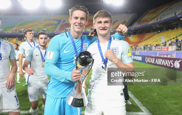 Dean Henderson and Callum Connolly of England celebrate with the trophy after the FIFA U-20 World Cup Korea Republic 2017 Final match between...