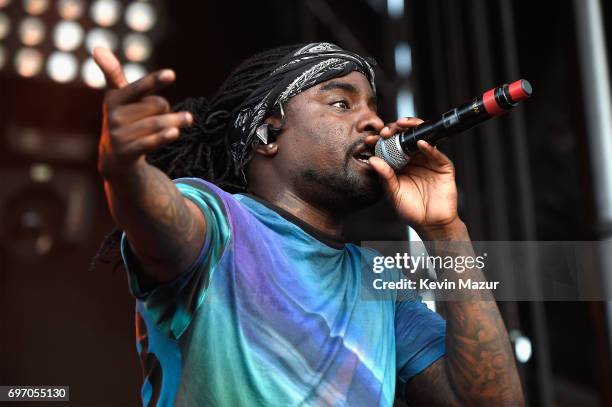 Wale Rapper Baby Wale Rapper Photos and Premium High Res Pictures - Getty Images