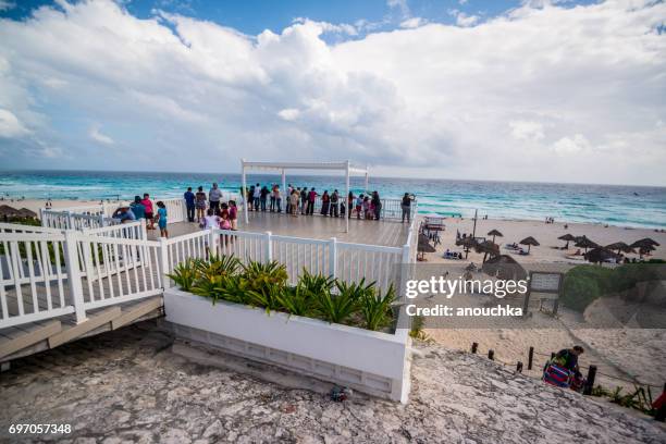playa delfines beach in cancun, mexico - playa delfines stock pictures, royalty-free photos & images