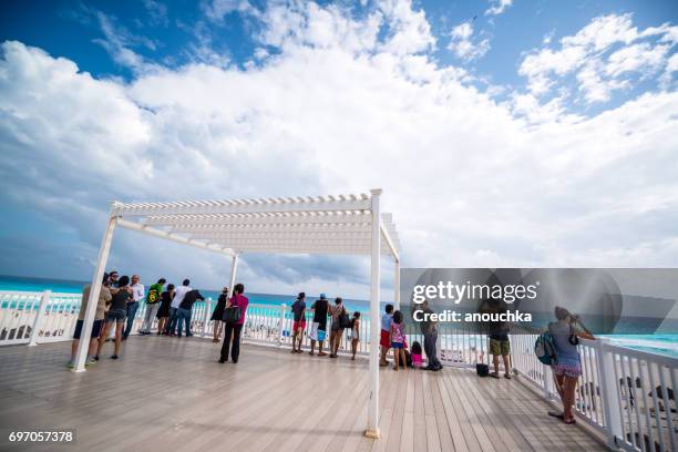 playa delfines beach in cancun, mexico - playa delfines stock pictures, royalty-free photos & images