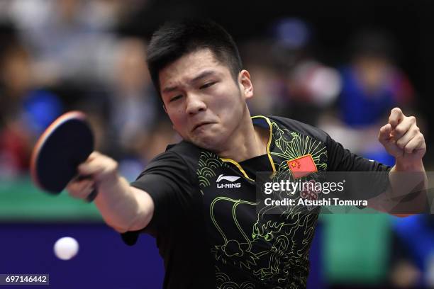 Zhendong Fan of China competes during the men's singles semi final match against Jun Mizutani of Japan on the day 5 of the 2017 ITTF World Tour...