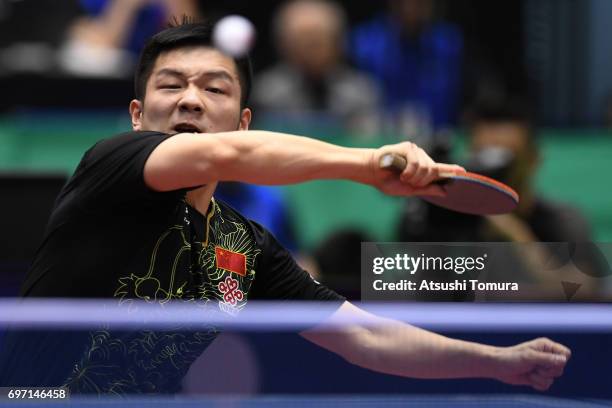 Zhendong Fan of China competes during the men's singles semi final match against Jun Mizutani of Japan on the day 5 of the 2017 ITTF World Tour...