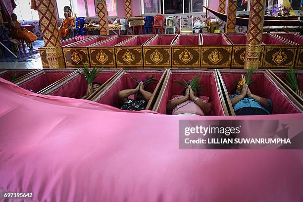 Reserection Ritual 14,657 A Resurrection Photos & High Res Pictures - Getty Images
