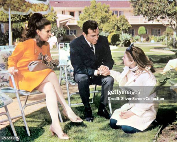 From left to right, Barbara Parkins as Anne Welles, Paul Burke as Lyon Burke and Patty Duke as Neely O'Hara in the film 'Valley of the Dolls', 1967.