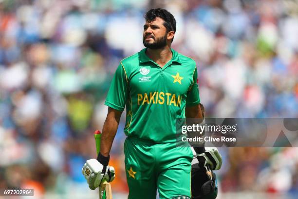 Azhar Ali Rind 204 India Azhar Ali Stock Photos, High-Res Pictures, and Images - Getty ...