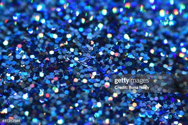 close-up of glitter - blue confetti stockfoto's en -beelden