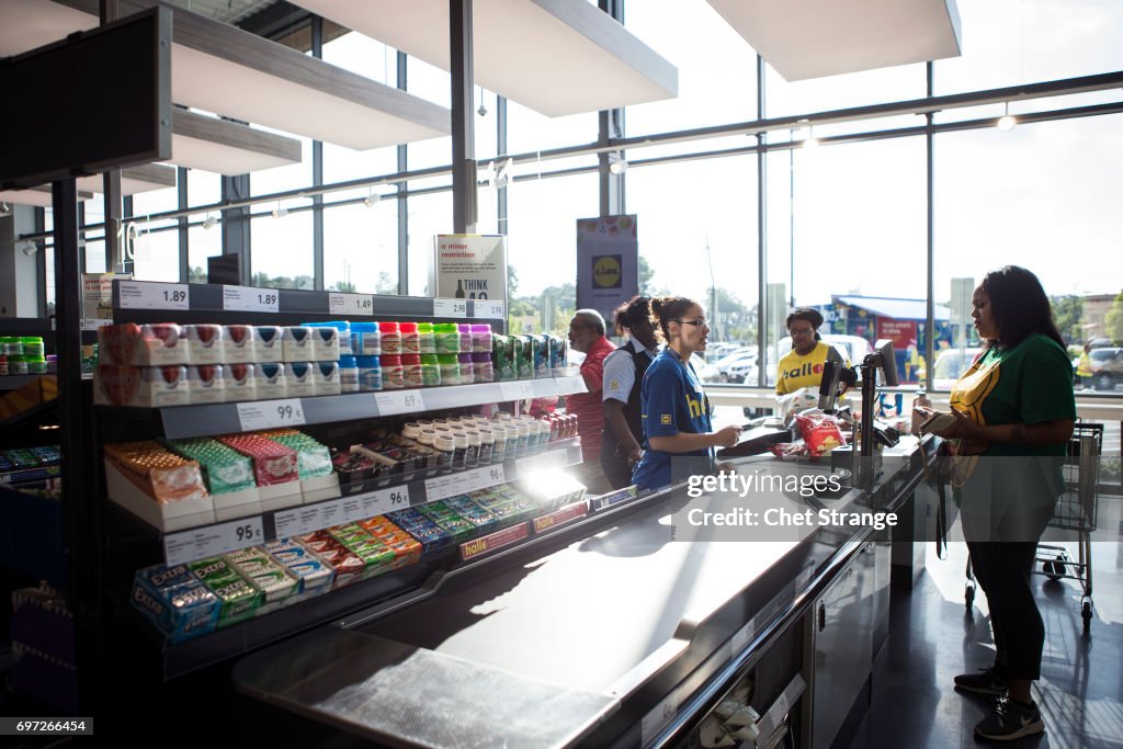 German Grocer Lidl Open Stores In U.S.