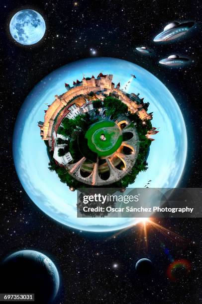 quirky moments - cosmos planetas stock pictures, royalty-free photos & images