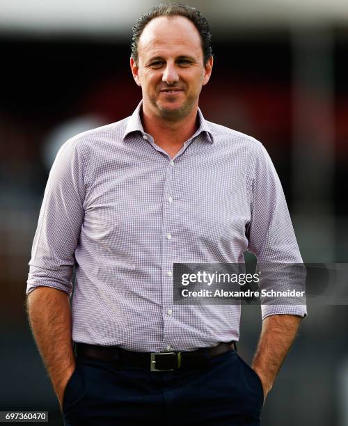 Rogerio Ceni, head coach of Sao Paulo in action beforethe match between Sao Paulo and Atletico MG for the Brasileirao Series A 2017 at Morumbi...