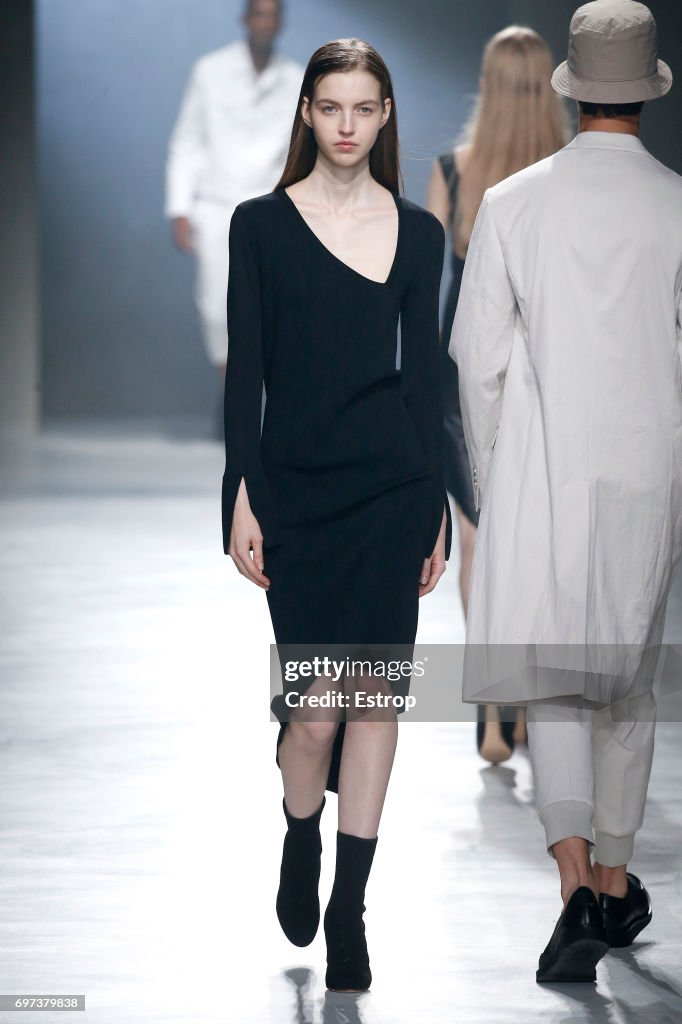 Neil Barrett - Runway - Milan Men's Fashion Week Spring/Summer 2018