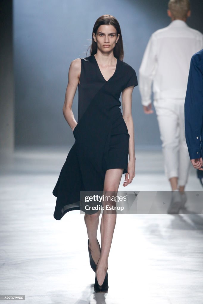 Neil Barrett - Runway - Milan Men's Fashion Week Spring/Summer 2018