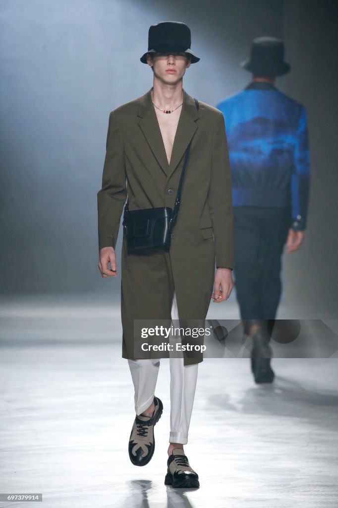 Neil Barrett - Runway - Milan Men's Fashion Week Spring/Summer 2018