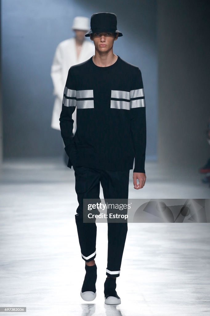 Neil Barrett - Runway - Milan Men's Fashion Week Spring/Summer 2018