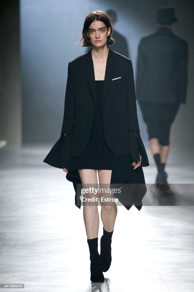 Neil Barrett - Runway - Milan Men's Fashion Week Spring/Summer 2018