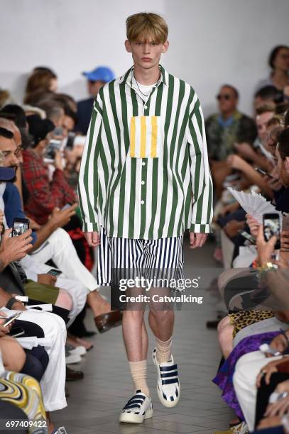 Model walks the runway at the Sunnei Spring Summer 2018 fashion show during Milan Menswear Fashion Week on June 18, 2017 in Milan, Italy.