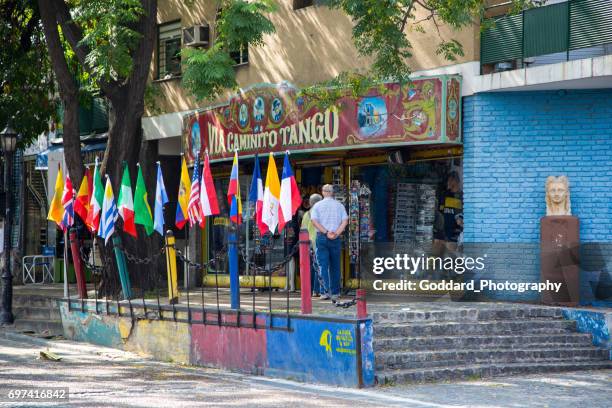 argentina: la boca in buenos aires - buenos momentos stock pictures, royalty-free photos & images