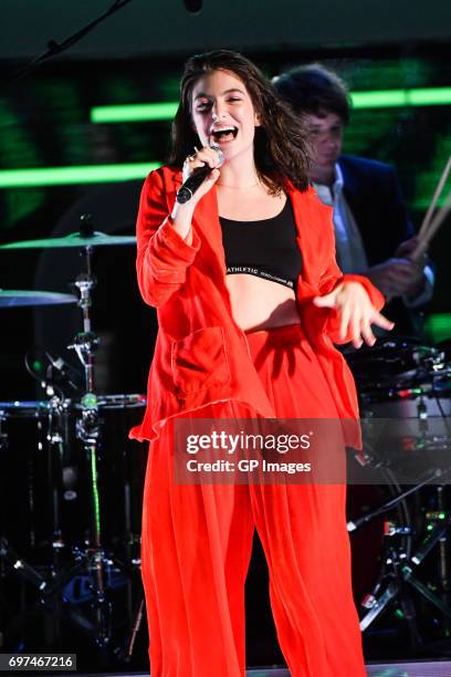 Lorde performs at the 2017 iHeartRADIO MuchMusic Video Awards at MuchMusic HQ on June 18, 2017 in Toronto, Canada. On June 18, 2017 in Toronto,...