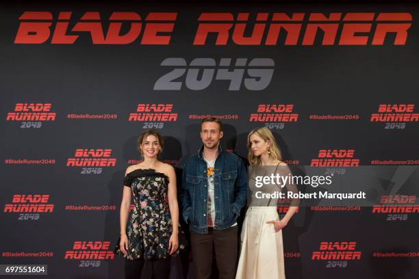 The stars and filmmakers of "BLADE RUNNER 2049", actors Ryan Gosling, Ana de Armas, Sylvia Hoeks and director Denis Villeneuve appear in Barcelona on...