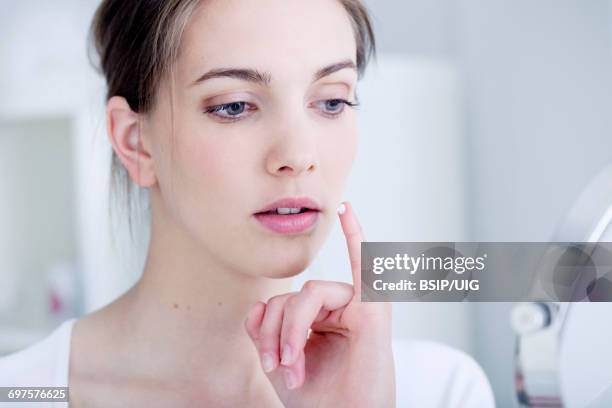 herpes treatment - herpes stock pictures, royalty-free photos & images