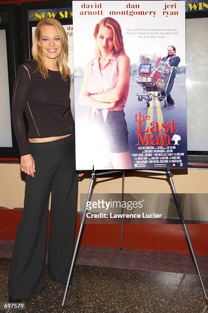 Actress Jeri Ryan arrives at the premiere of the film "The Last Man" February 13, 2002 in New York City.