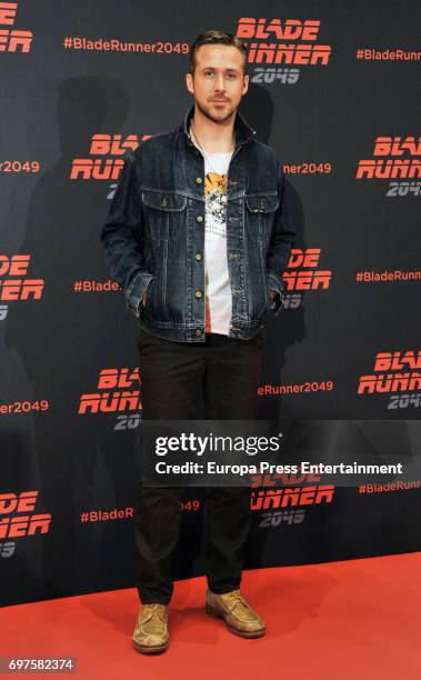 Ryan Gosling attends 'Blade Runner 2049' photocall during at Arts Hotel on June 19, 2017 in Barcelona, Spain.