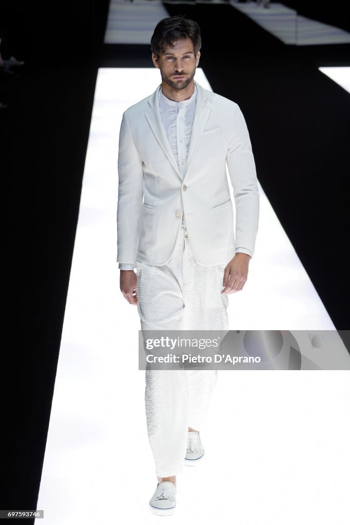 Giorgio Armani - Runway - Milan Men's Fashion Week Spring/Summer 2018