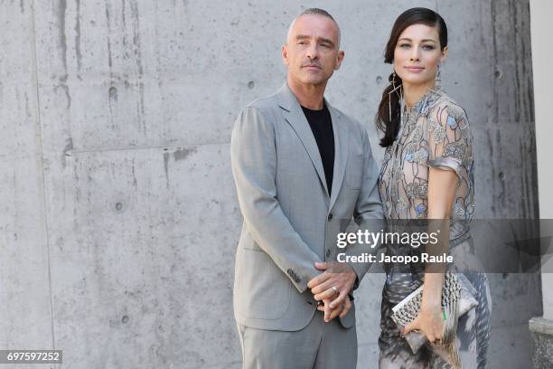 Eros Ramazzotti and Marica Pellegrinelli attend the Giorgio Armani show during Milan Men's Fashion Week Spring/Summer 2018 on June 19, 2017 in Milan,...