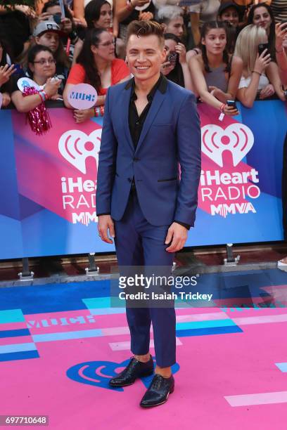 Shawn Hook arrives at the 2017 iHeartRADIO MuchMusic Video Awards at MuchMusic HQ on June 18, 2017 in Toronto, Canada.
