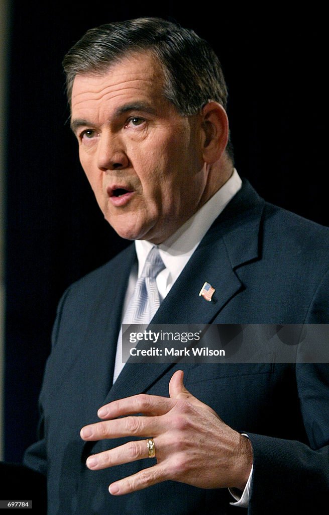 Hd Tom Ridge Homeland Security Director Tom Ridge briefs reporters February 4 ...