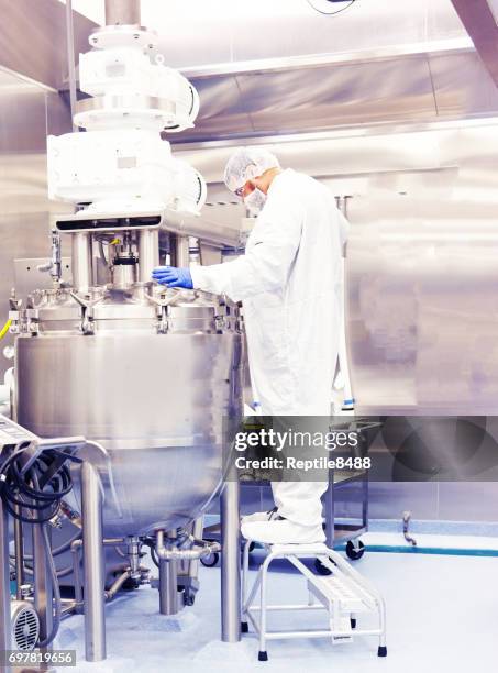 biotechnology - nuclear reactor stock pictures, royalty-free photos & images