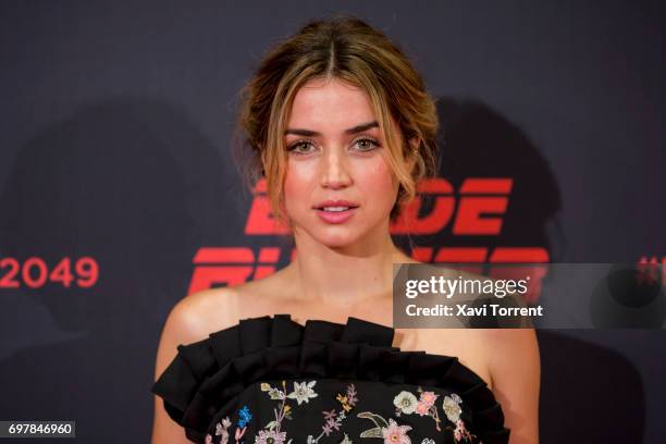 Ana de Armas attends 'Blade Runner 2049' photocall at Arts Hotel on June 19, 2017 in Barcelona, Spain.