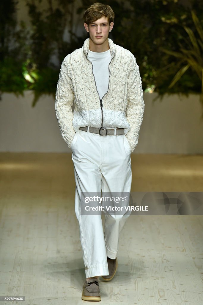 Salvatore Ferragamo - Runway - Milan Men's Fashion Week Spring/Summer 2018