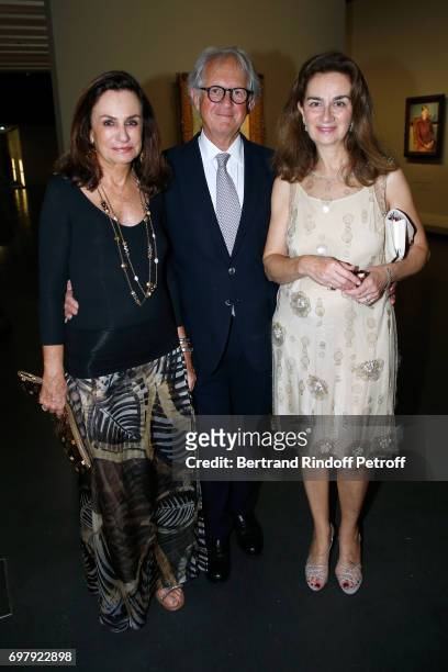 Countess Georgina Brandolini d'Adda, Lawyer Cyrille Niedzielski and his wife attend the "Societe ses Amis du Musee d'Orsay" : Dinner Party at Musee...