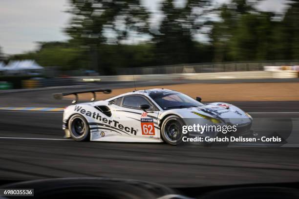 David Macneil Racing 12 H Macneil Photos & High Res Pictures - Getty Images