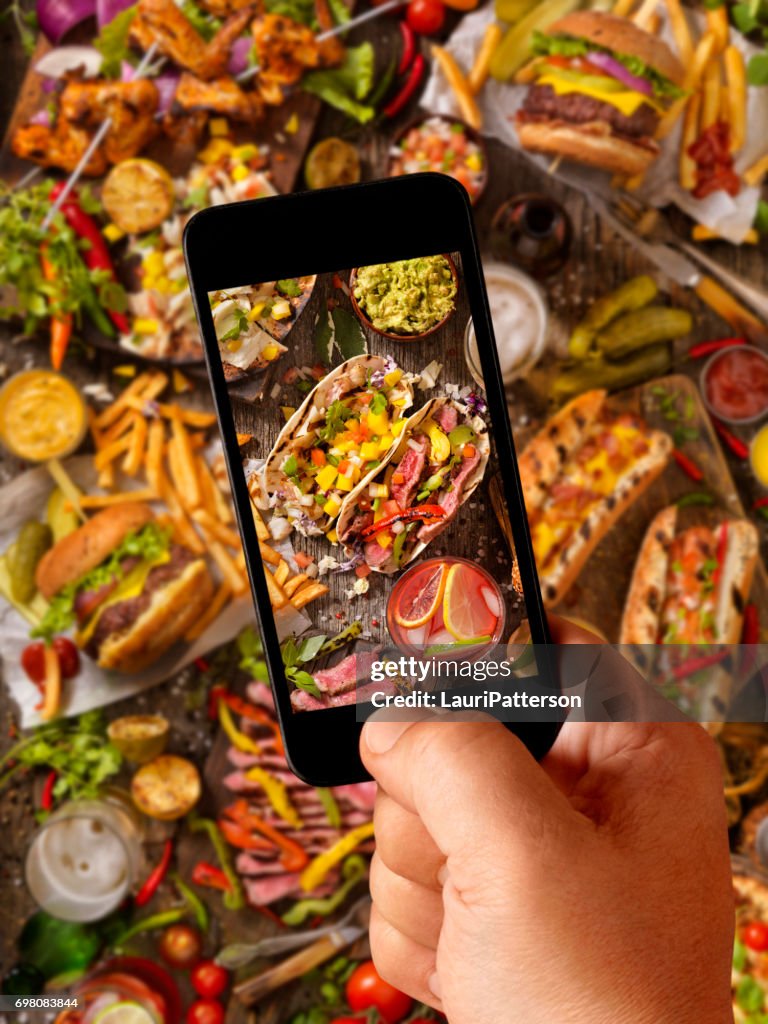 Alimentos Selfie de mano Held barbacoa favoritos