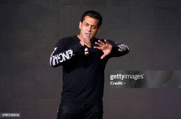 Indian Bollywood actor Salman Khan speaks during the promotion of upcoming Hindi film Tubelight in Mumbai on June 19, 2017. / AFP PHOTO / -