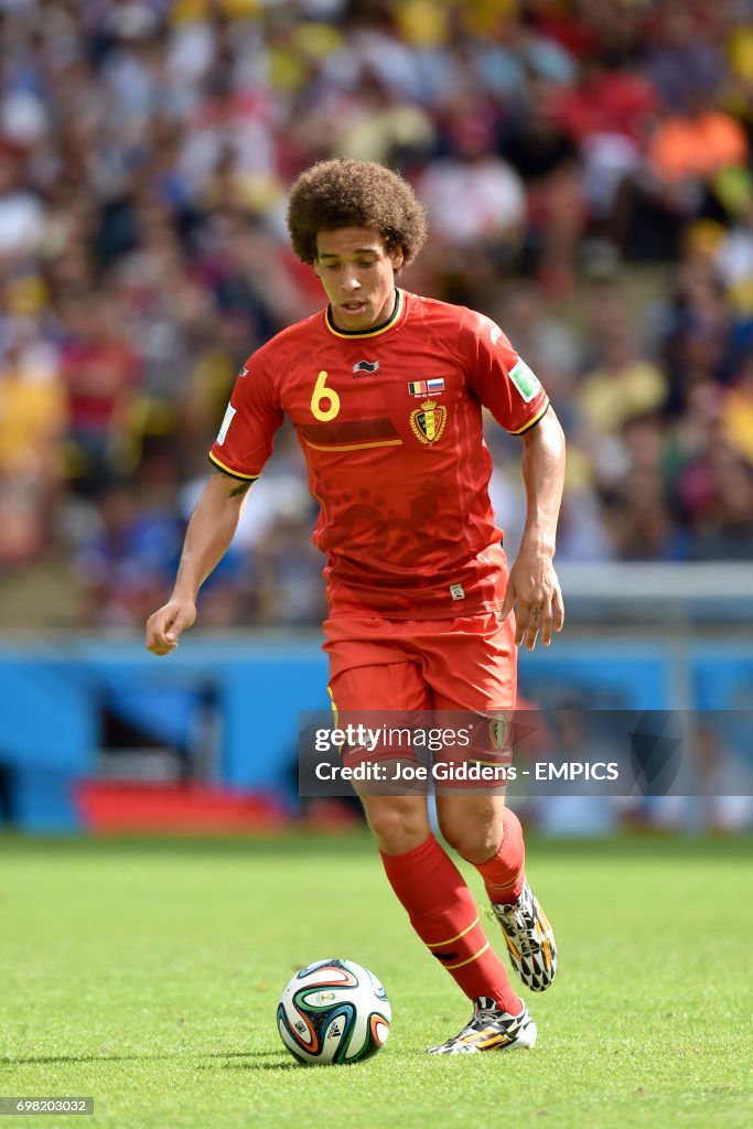 Soccer - FIFA World Cup 2014 - Group H - Belgium v Russia - Maracana