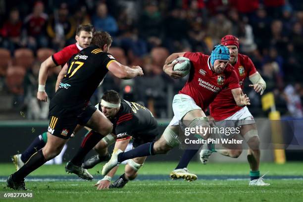 Justin Tipuric of the Lions makes a break during the match between the Chiefs and the British & Irish Lions at Waikato Stadium on June 20, 2017 in...