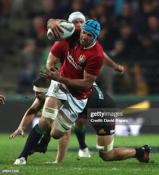 Justin Tipuric of the Lions breaks with the ball during the match between the Chiefs and the British & Irish Lions at Waikato Stadium on June 20,...