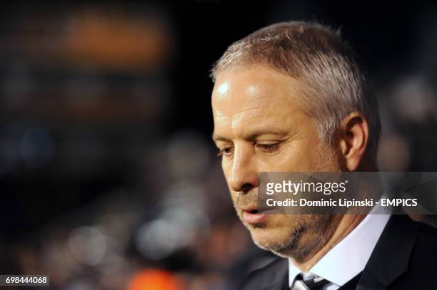 Fulham Manager Kit Symons before kick off in the Sky Bet Championship match at Craven Cottage, London.